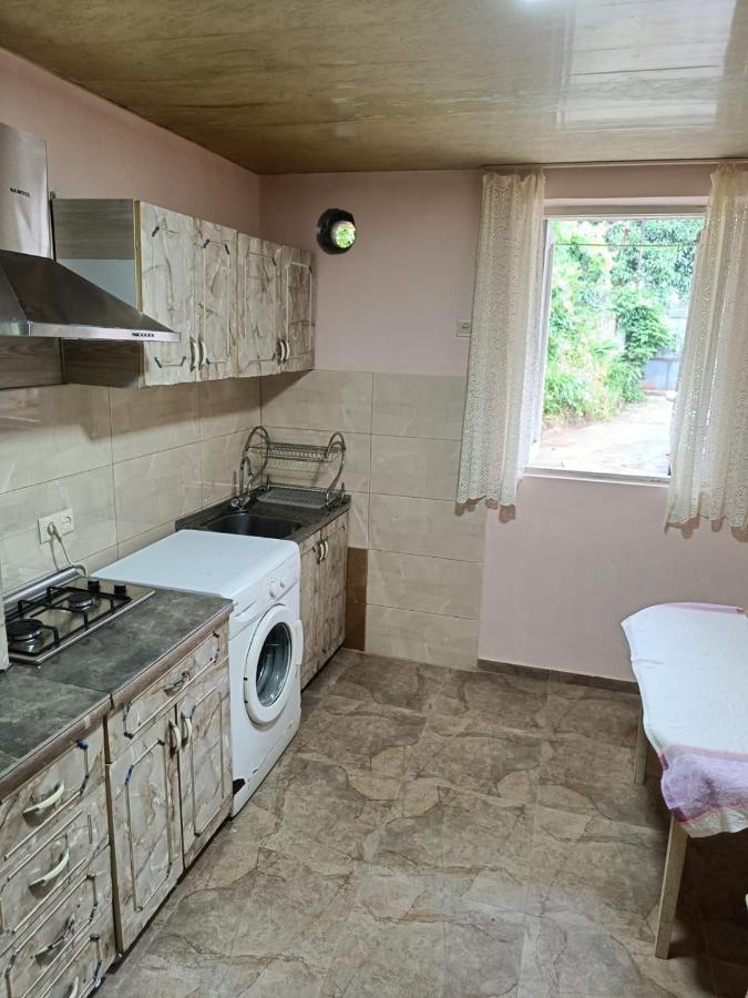 Bata Apartment Sarpi Luaran gambar